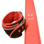 Kožené putá na nohy BlackRed + darček retiazky navyše Erotické putá Pre páry