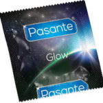 Pasante Glow – svietiaci kondóm (1 ks) Farebné kondómy Pre páry