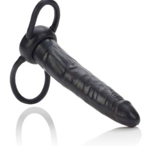 CalExotics Accommodator Dual Penetrator dildo s krúžkom na penis Black