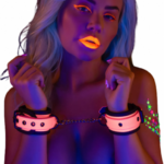 Ružové svietiace putá na ruky Pink Baddie Erotické putá Pre páry