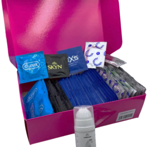 Súprava klasických kondómov - Basic pack (72 ks) + SE natural lubrikačný gél 15 ml + silikónové putá Handcuffs Štandardné kondómy Pre páry